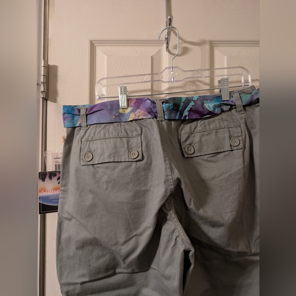 Great Capris - Picture 7 of 12